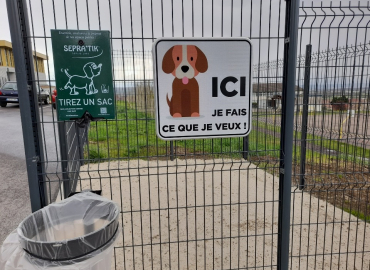parc à toutou rue Hérault de Séchelles