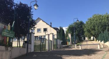une rue à Epône