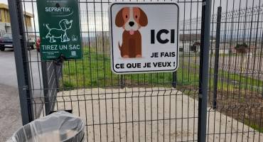 parc à toutou rue Hérault de Séchelles